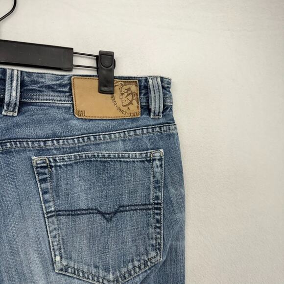 Diesel jeans mens 34x32 Fits 35x33 Blue Viker Straight Whisker Vintage y2k 2000s - Picture 12 of 16
